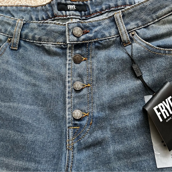 Frye The Stevie Straight Low Rise Jeans - Picture 13 of 13